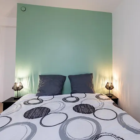 Tres Bel Appartement Spacieux Et Central Cholet Exterior foto